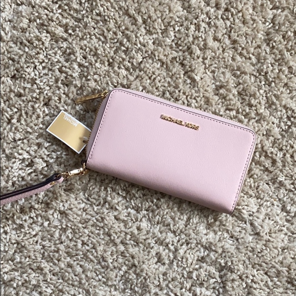 Michael Kors Wristlet